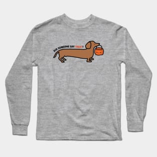 Dachshund Halloween trick or treat Long Sleeve T-Shirt